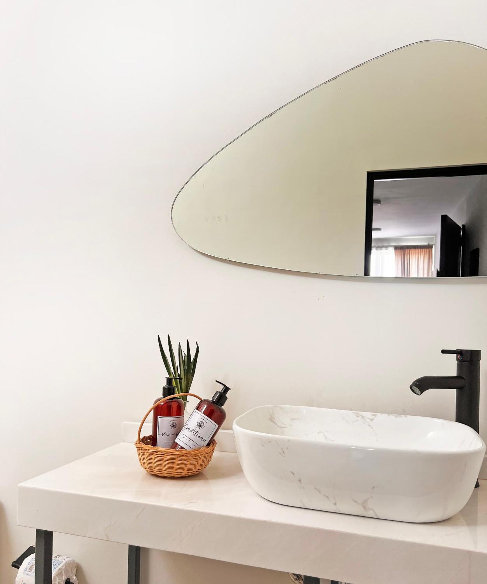 Suites ciento 37 León Esterno foto