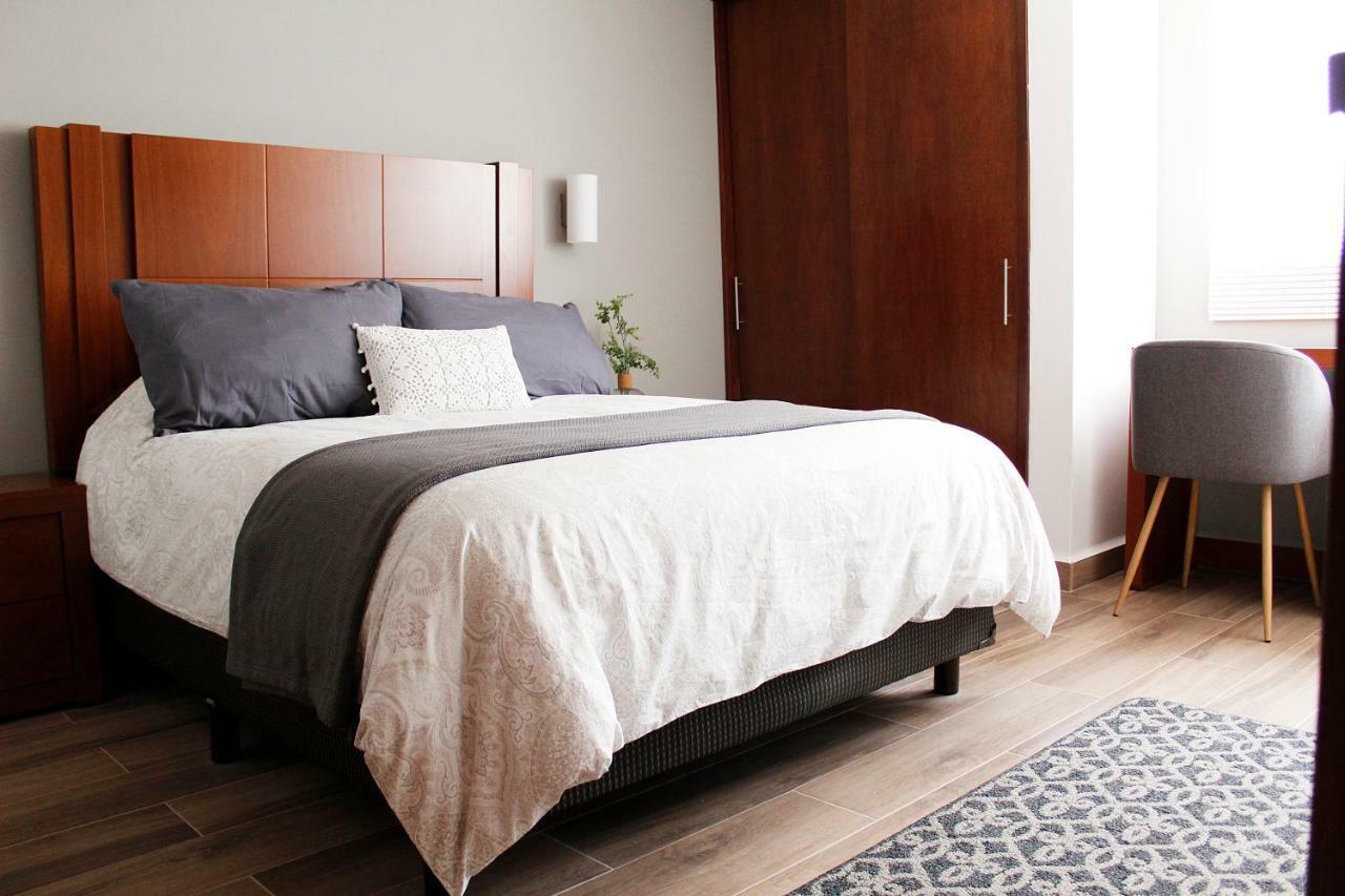 Suites ciento 37 León Esterno foto