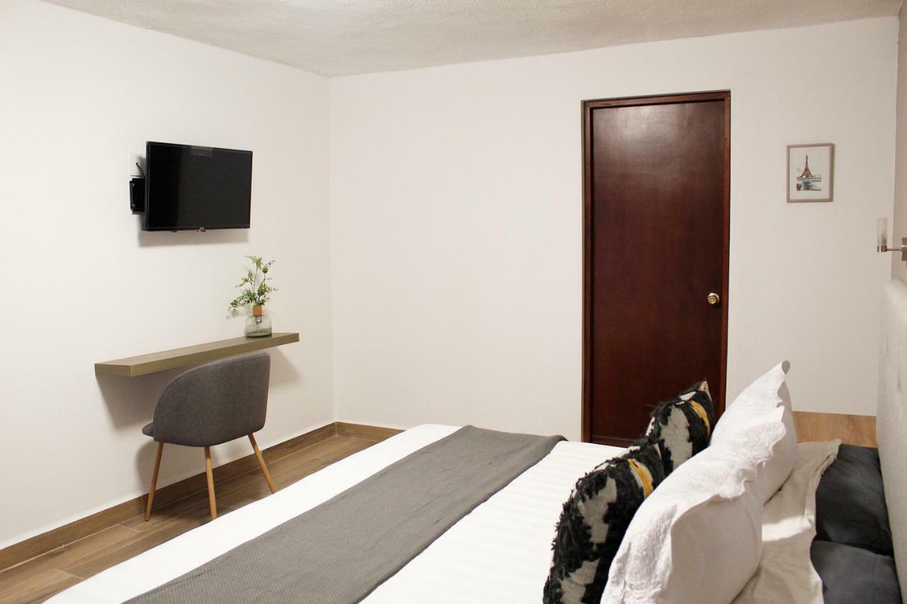 Suites ciento 37 León Esterno foto
