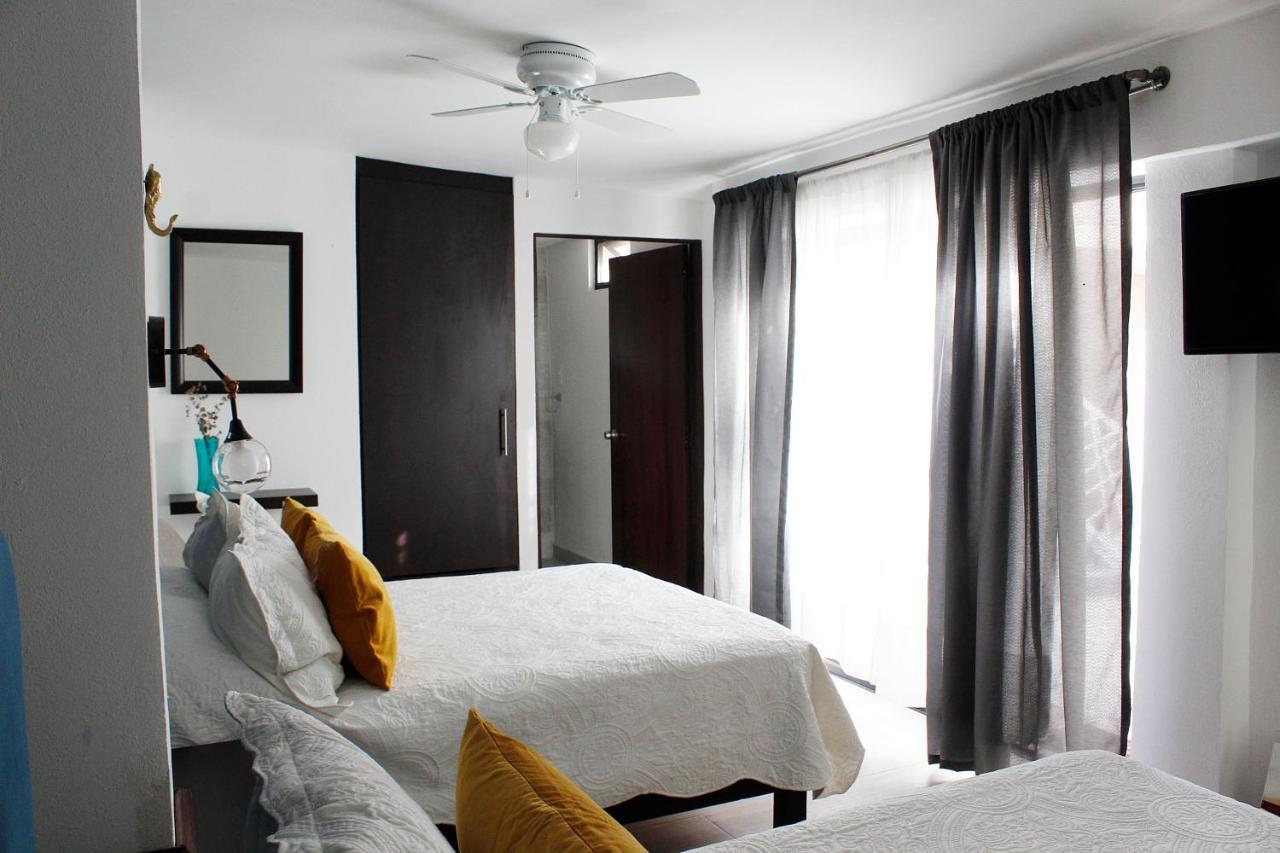 Suites ciento 37 León Esterno foto
