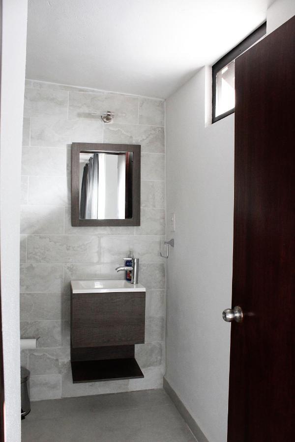 Suites ciento 37 León Esterno foto