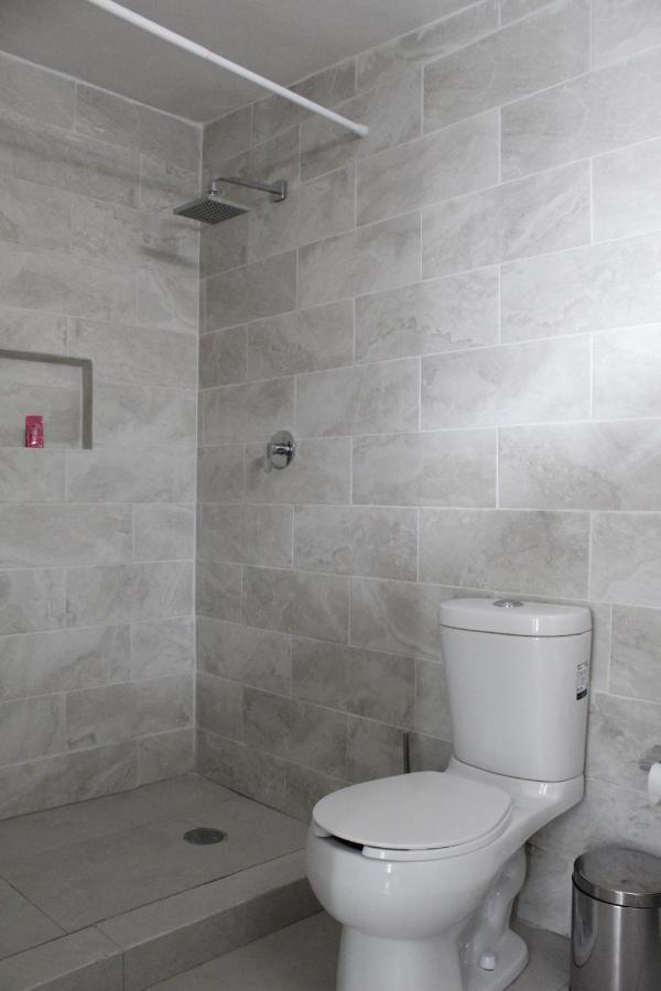 Suites ciento 37 León Esterno foto